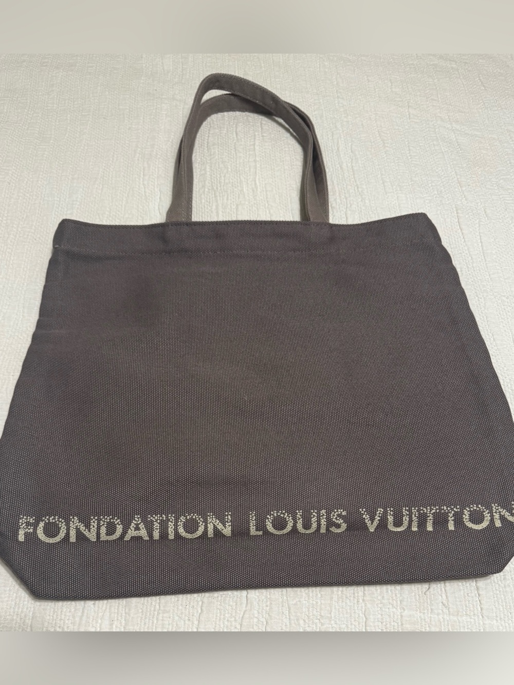 Louis Vuitton Fondation Museum Tote Bag Gray Canvas Limited Edition